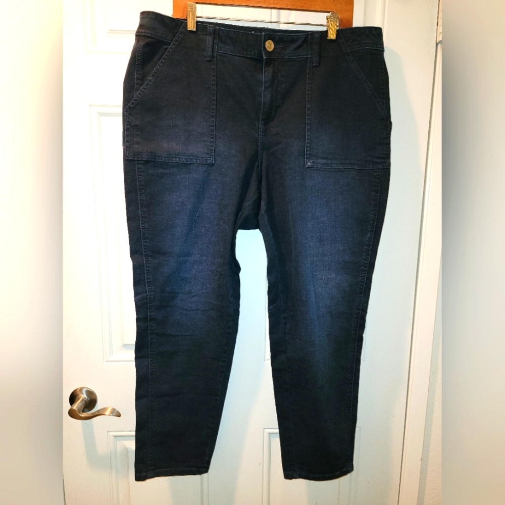 EUC LANE BRYANT SIZE 20 (SKINNY) JEANS
